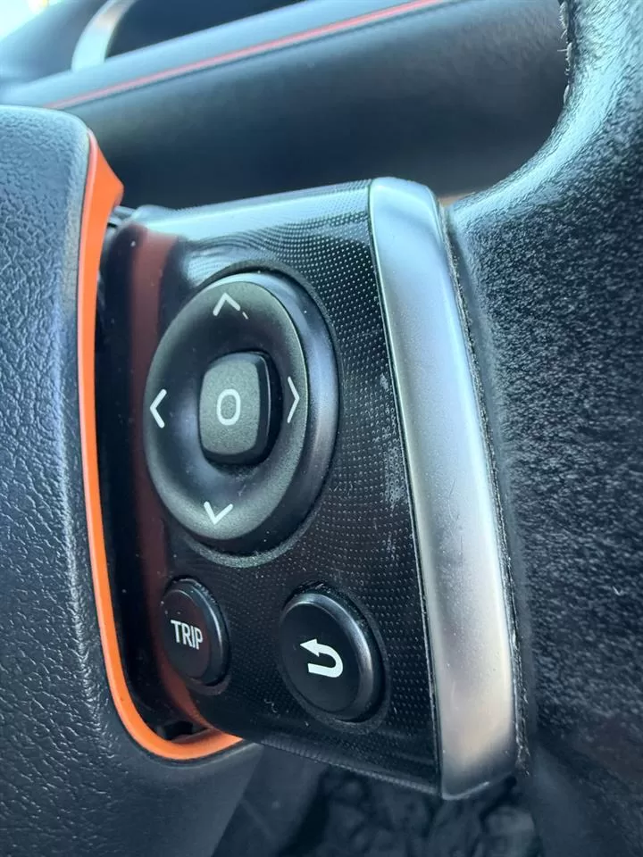 2015 Toyota Sienta Hybrid 7 Seater – photo 12