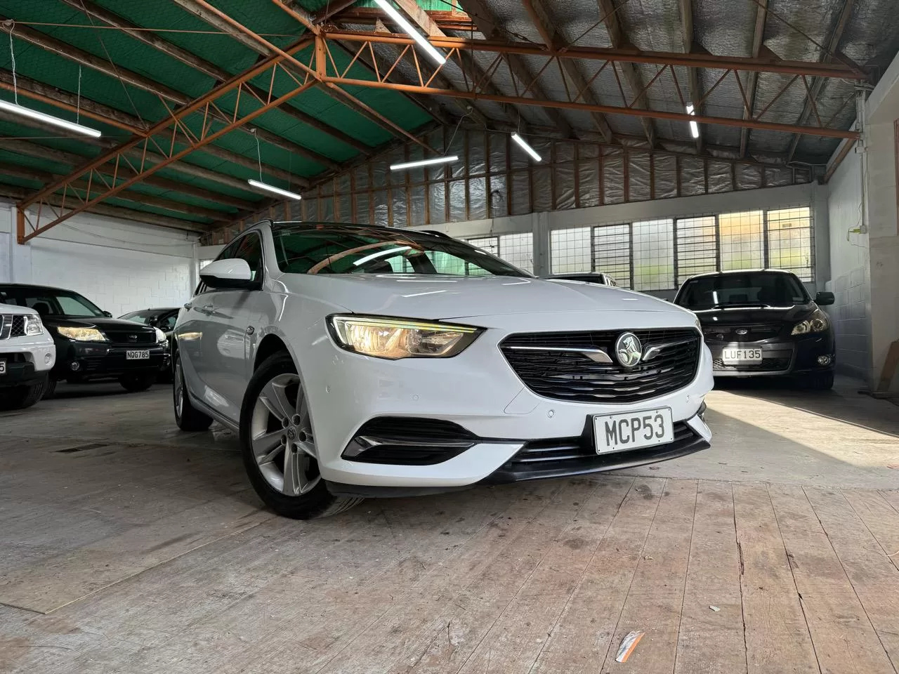2019 Holden Commodore Wagon Auto – photo 2