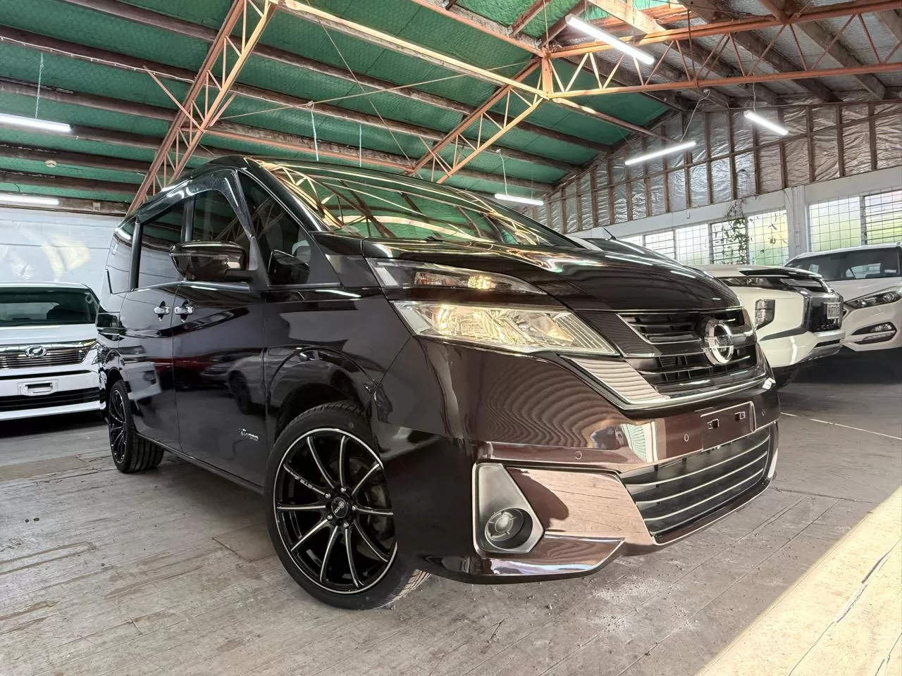 2017 Nissan SERENA S-Hybrid – photo 1