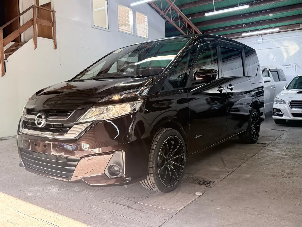2017 Nissan SERENA S-Hybrid – photo 4