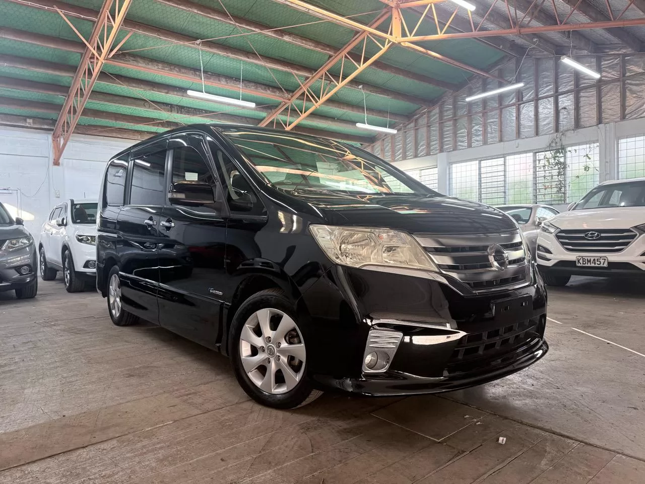 2012 Nissan SERENA Highway Star HV – photo 1
