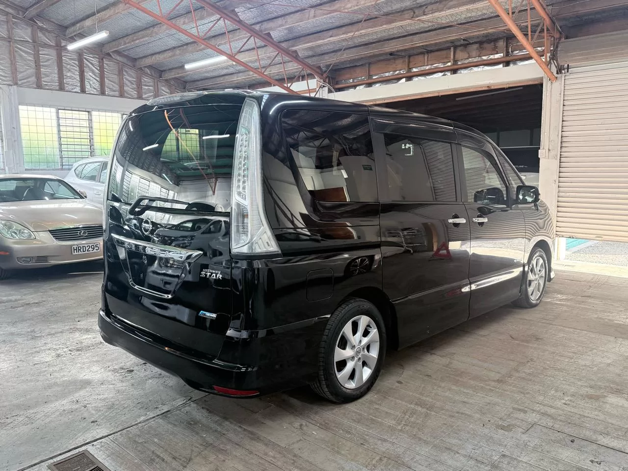 2012 Nissan SERENA Highway Star HV – photo 9