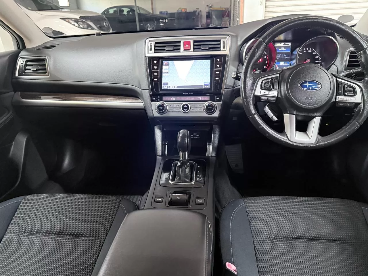 2015 Subaru Legacy Outback 4WD – photo 12