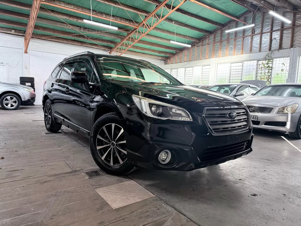 2015 Subaru Legacy Outback 4WD – photo 2